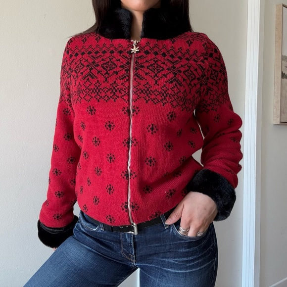 Vintage Acorn Red Nordic Zip Sweater with Faux Fur Trim - Picture 3 of 7